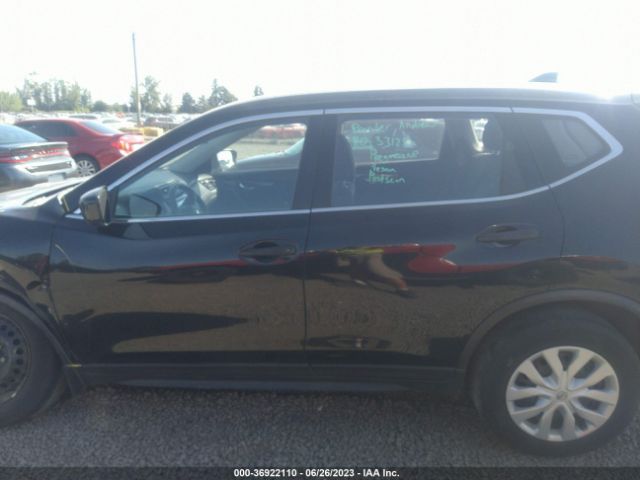 JN8AT2MV3HW015652 Nissan ROGUE S