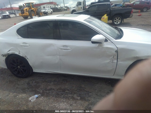 Lexus GS 350 2015 JTHBE1BL0FA002632 Image 13