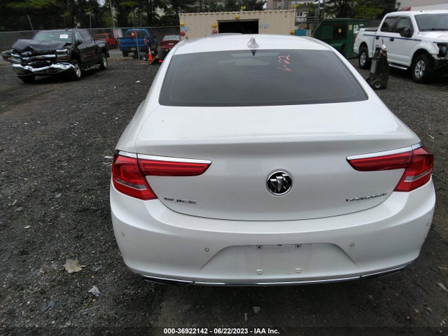 2018 Buick LaCrosse, VIN: 1G4ZR5SS1JU145742