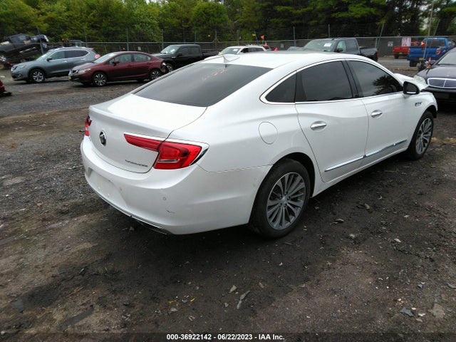 2018 Buick LaCrosse, VIN: 1G4ZR5SS1JU145742