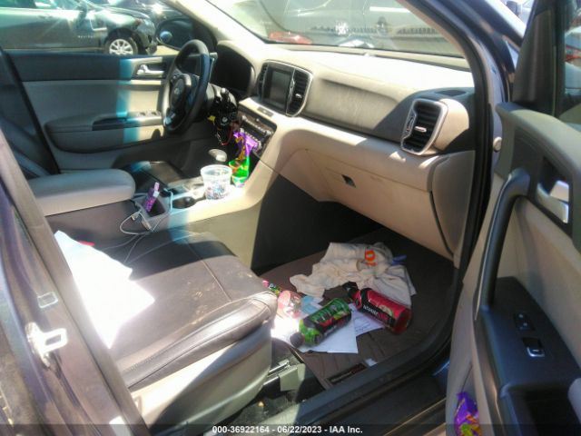 KNDPMCAC3J7363690 KIA Sportage Lx