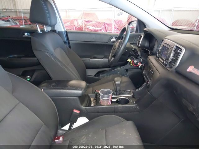 KNDPMCAC6H7121146 KIA Sportage Lx