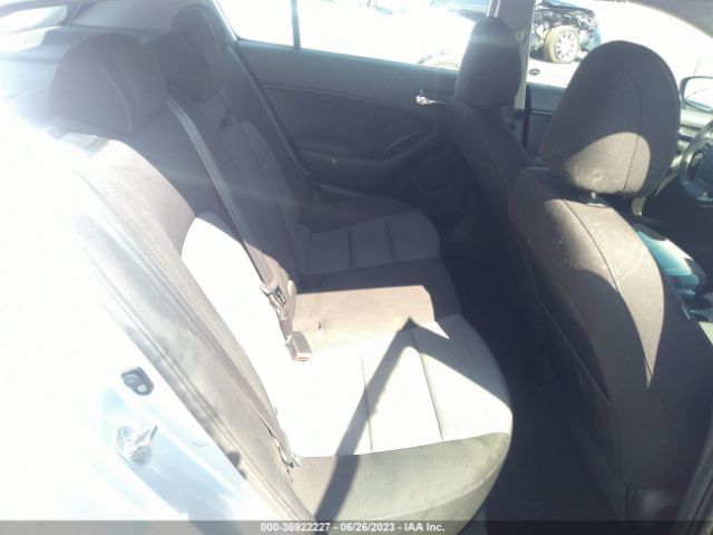 KNAFX5A87E5169303 KIA Forte 5-door Ex