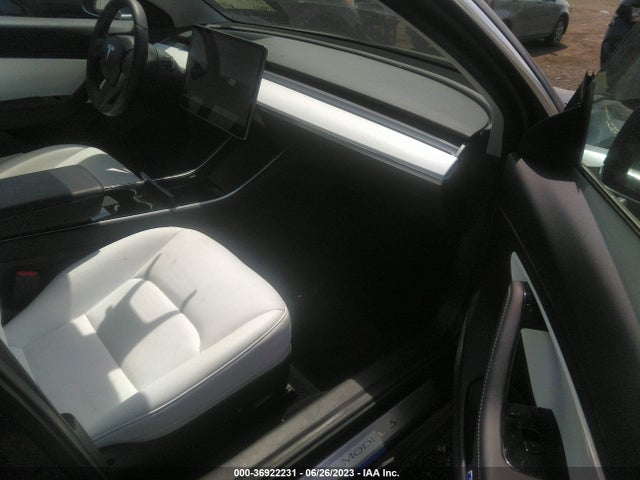 Tesla Model 3 Long Range 2020 5YJ3E1EB2LF601169 Image 13