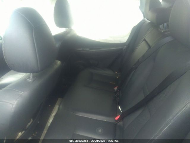 JN1BJ1CR4HW106405 Nissan Rogue Sport Sl