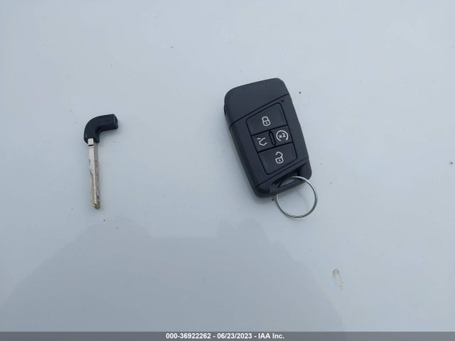 3VV2B7AX9PM066353 Volkswagen TIGUAN SE