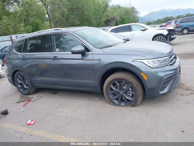 3VV2B7AX9PM066353 Volkswagen TIGUAN SE