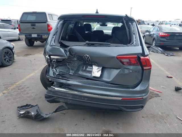3VV2B7AX9PM066353 Volkswagen TIGUAN SE