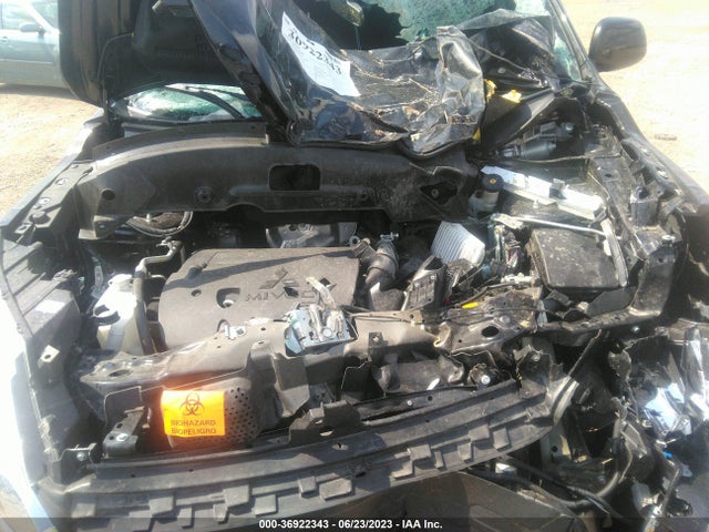 JA4APUAU6NU020871 Mitsubishi Outlander Sport Es/le/s/be