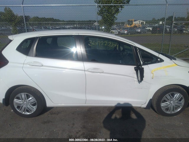 Honda FIT LX 2018 3HGGK5H45JM730466 Image 13