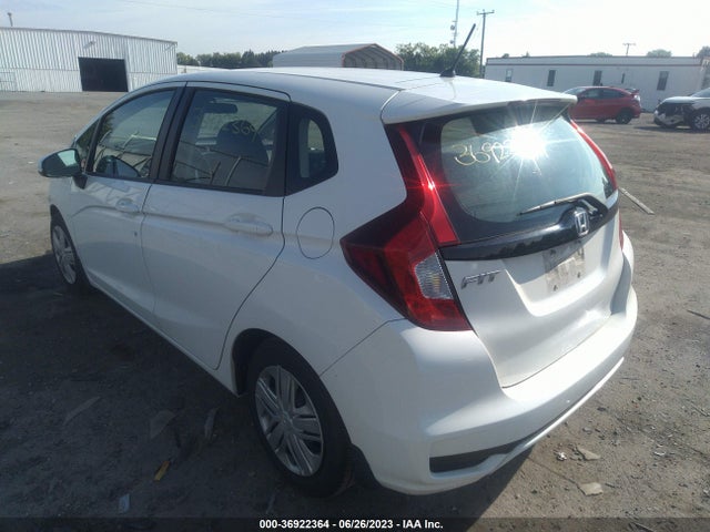 Honda FIT LX 2018 3HGGK5H45JM730466 Image 3