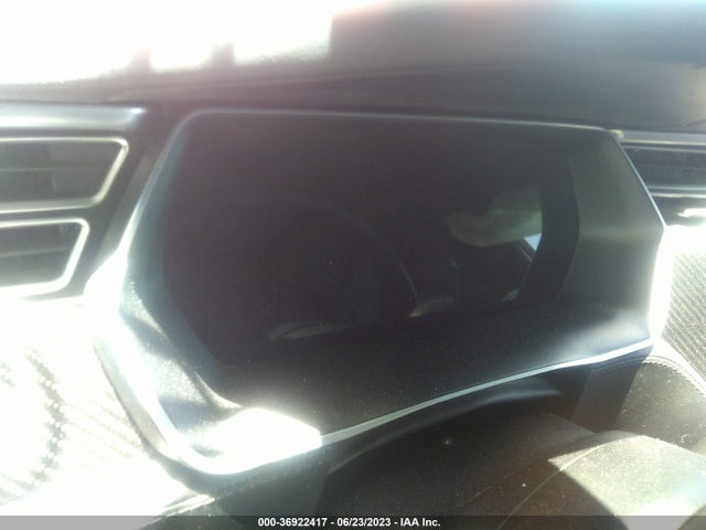 Tesla Model X 90d/75d/100d 2017 5YJXCBE29HF061369 Image 6