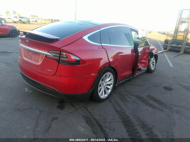 Tesla Model X 90d/75d/100d 2017 5YJXCBE29HF061369 Image 11