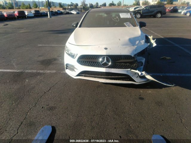 WDD3G4EB0KW013640 Mercedes-Benz A-class A 220