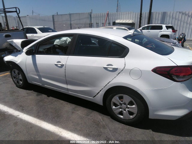 KIA FORTE LX 2018 3KPFK4A79JE256539 Image 5