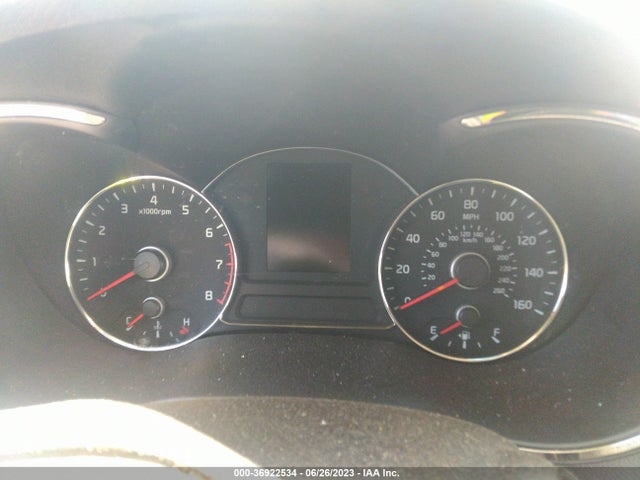 KIA FORTE LX 2018 3KPFK4A79JE256539 Image 12