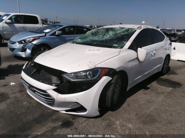 Hyundai ELANTRA SEL 2018 5NPD84LF3JH297867 Image 2