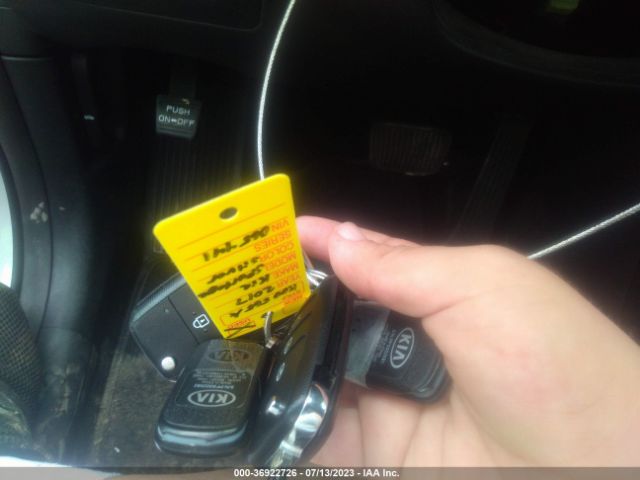 KNDPMCAC1H7065441 KIA Sportage Lx