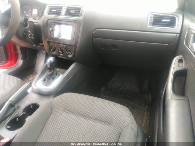 3VW2K7AJ6EM432788 Volkswagen Jetta Sedan S