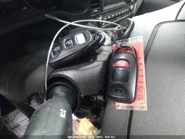 Hyundai ELANTRA SEL 2018 5NPD84LF3JH295486 Image 3