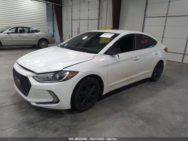 Hyundai ELANTRA SEL 2018 5NPD84LF3JH295486 Image 2
