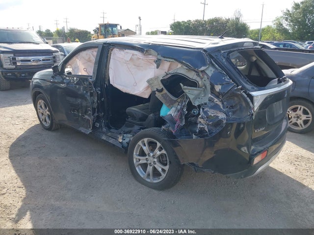 JA4AD3A33FZ010488 Mitsubishi Outlander Se
