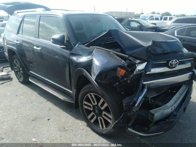 Toyota 4RUNNER SR5 2020 JTEBU5JR8L5745525 Image 1