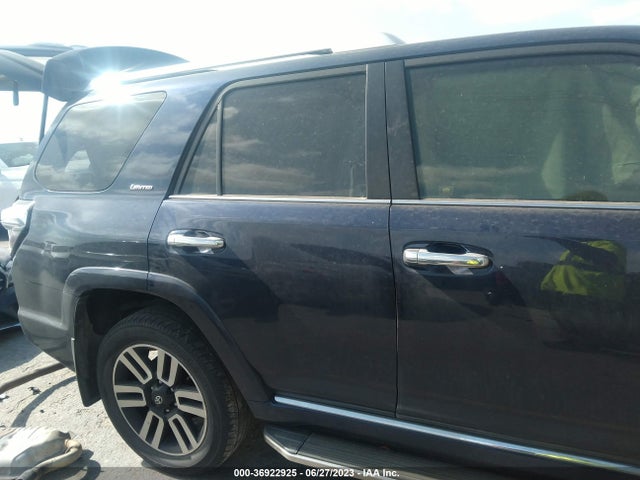 Toyota 4RUNNER SR5 2020 JTEBU5JR8L5745525 Image 12