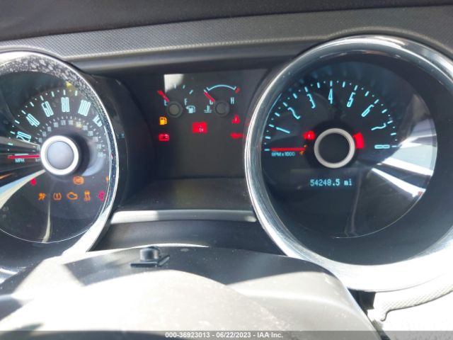 1ZVBP8EM0E5322563 Ford Mustang V6