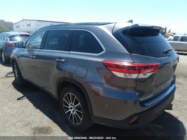 Toyota Highlander Xle/se 2017 5TDKZRFH9HS513868 Image 10