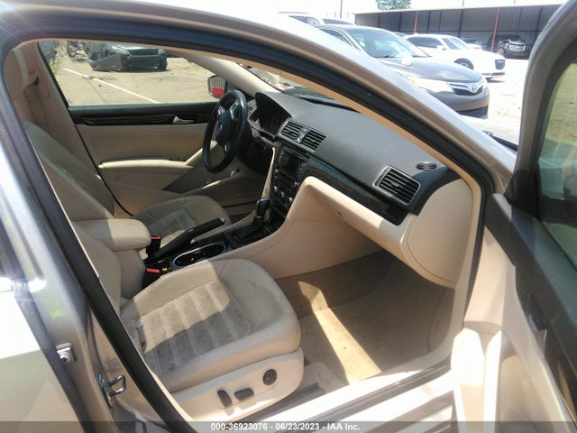 1VWCN7A35EC097814 Volkswagen Passat Tdi Sel Premium