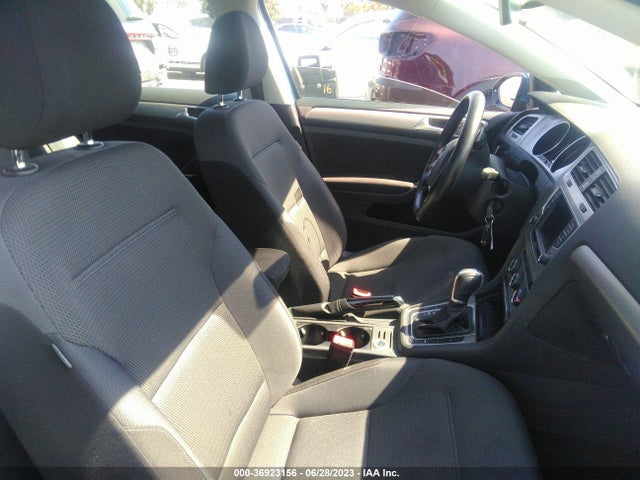 3VW217AU9GM017996 Volkswagen Golf Tsi S
