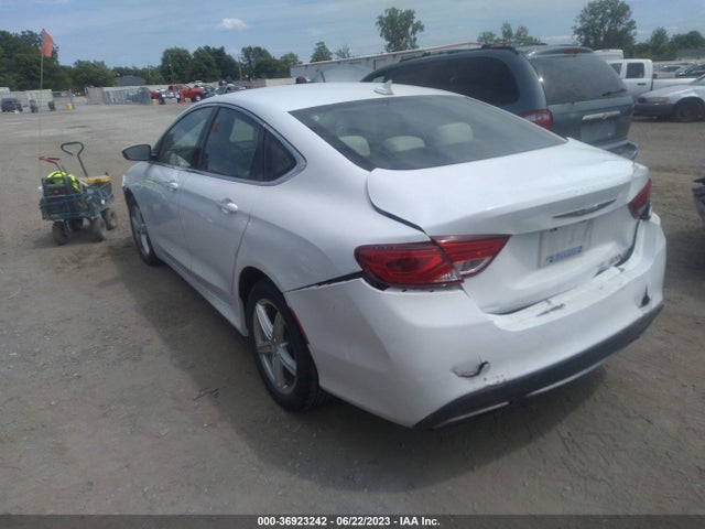 1C3CCCCG8FN600473 Chrysler 200 C