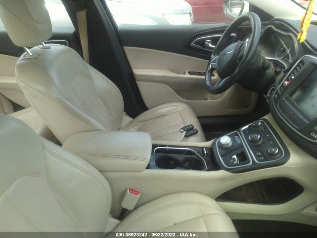 1C3CCCCG8FN600473 Chrysler 200 C