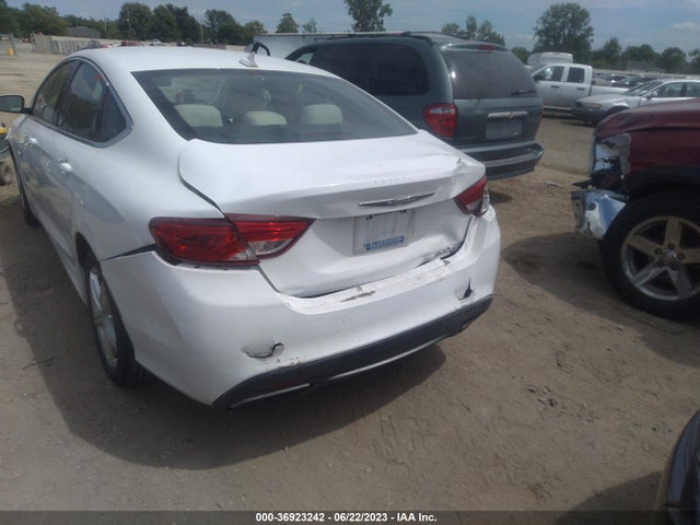 1C3CCCCG8FN600473 Chrysler 200 C