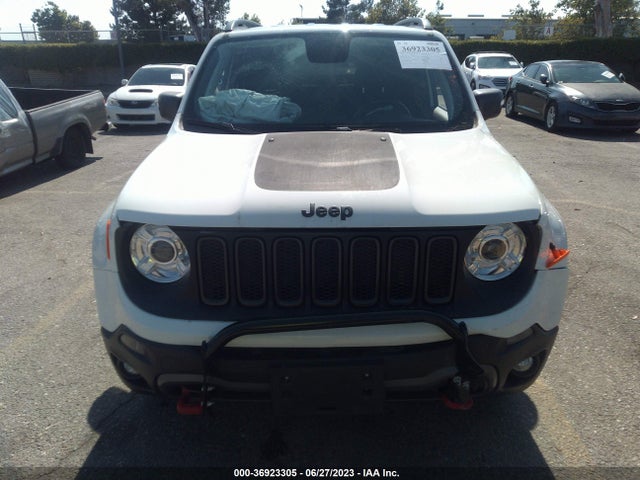 ZACCJBCB6JPH35600 Jeep Renegade Trailhawk