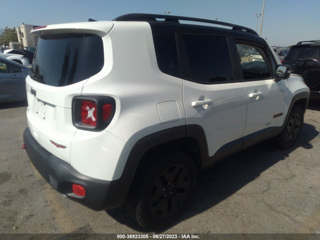 ZACCJBCB6JPH35600 Jeep Renegade Trailhawk