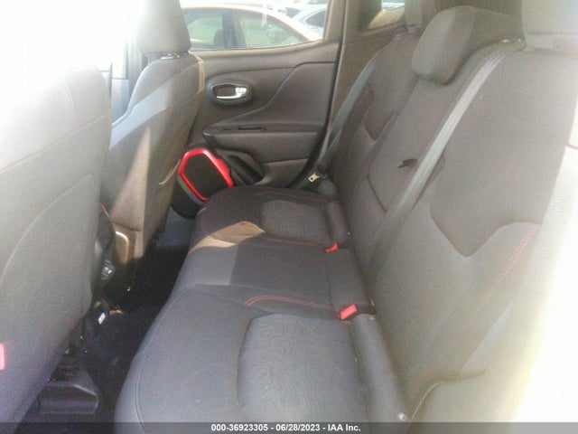 ZACCJBCB6JPH35600 Jeep Renegade Trailhawk