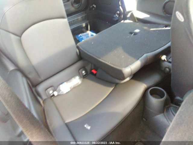 WMWXP5C56K2H31487 Mini Hardtop 2 Door Cooper