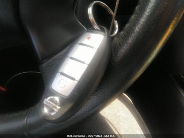 5N1DR2MN8HC621162 Nissan Pathfinder Sv