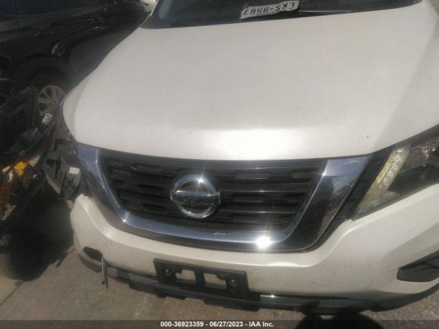 5N1DR2MN8HC621162 Nissan Pathfinder Sv