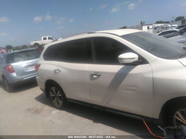 5N1DR2MN8HC621162 Nissan Pathfinder Sv