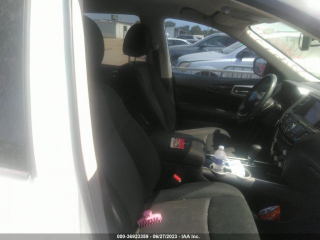 5N1DR2MN8HC621162 Nissan Pathfinder Sv