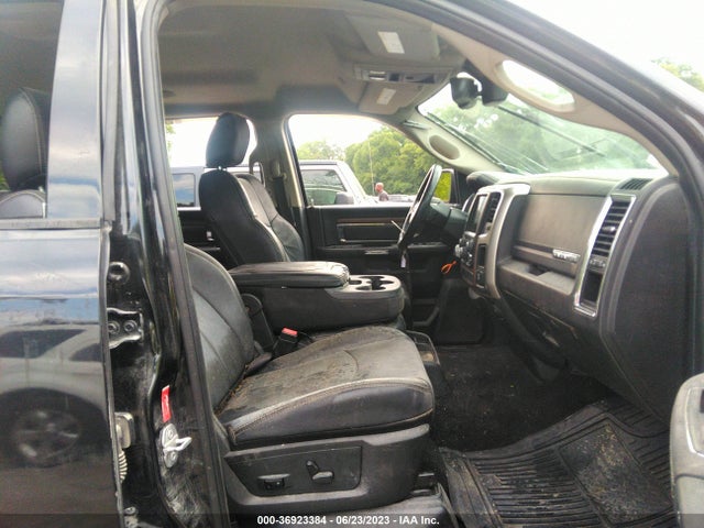 2018 RAM 1500 LARAMIE VIN: 1C6RR7NGXJS306339