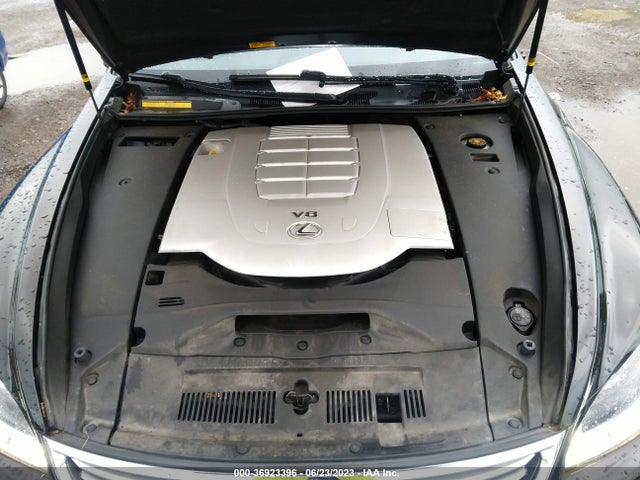 2016 Lexus LS, VIN: JTHCL5EF0G5026351
