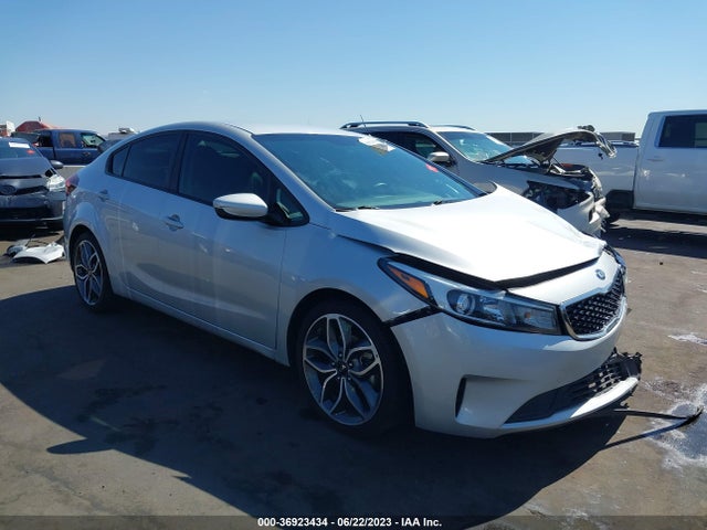 KIA FORTE LX 2017 3KPFL4A76HE111577 Image 1
