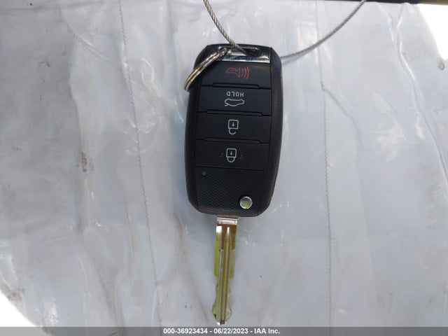 KIA FORTE LX 2017 3KPFL4A76HE111577 Image 11