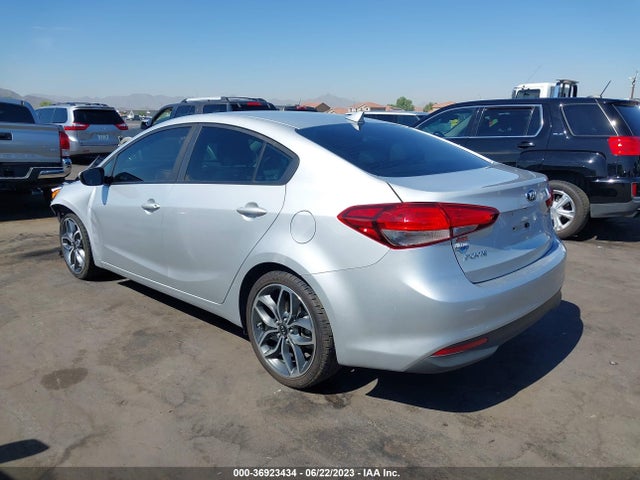 KIA FORTE LX 2017 3KPFL4A76HE111577 Image 3