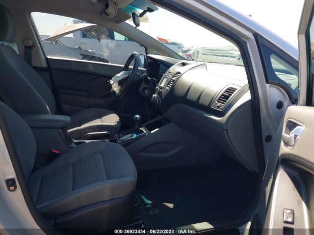 KIA FORTE LX 2017 3KPFL4A76HE111577 Image 5