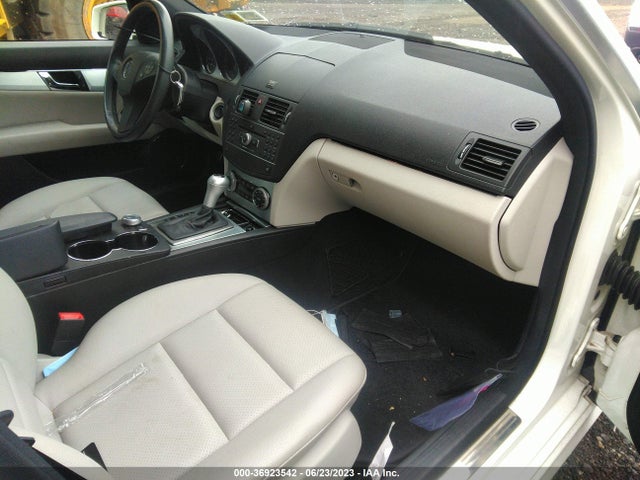 2011 MERCEDES-BENZ C-CLASS C 300 VIN: WDDGF8BB1BR159883